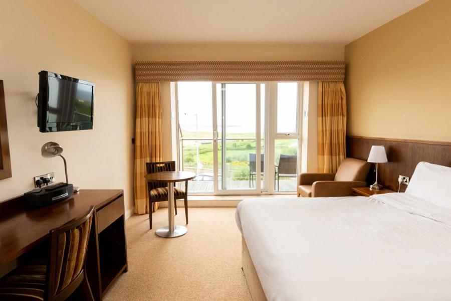 Отель Strandhill Lodge and Suites Слайго-58