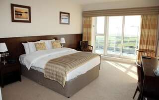 Отель Strandhill Lodge and Suites Слайго Двухместный номер Делюкс с 1 кроватью и видом на море-16